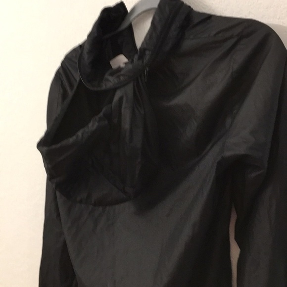 Adidas black waterproof with hood womens jacket size small - Picture 13 of 13